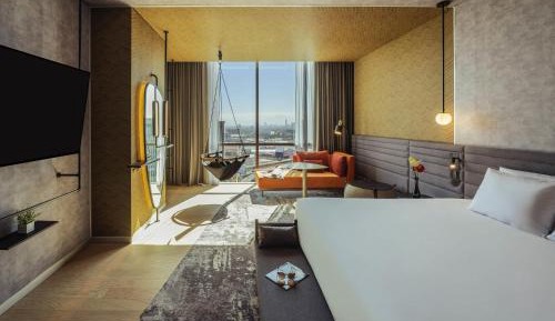 Superior King Suite