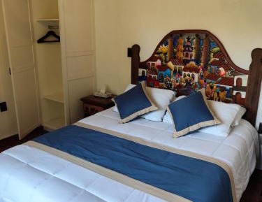 Standard Queen Room
