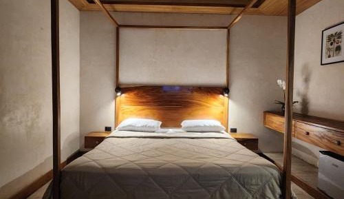 King Room with Spa Bath