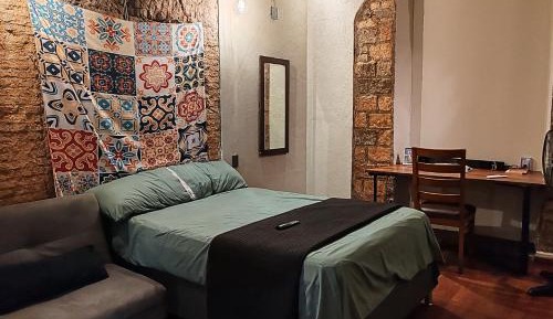 Studio Apartment with One Double Bed