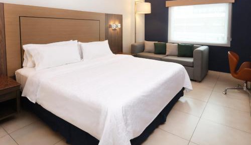 Standard King Room - Accessible
