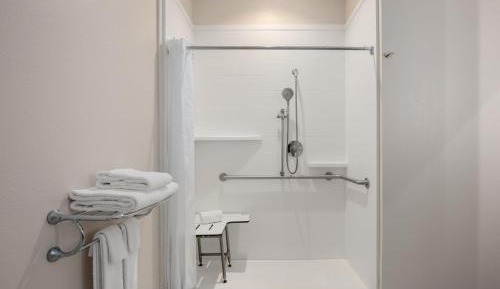 Standard King Room with Roll-In Shower - Communications Access