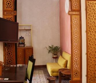 Queen Room with Garden View