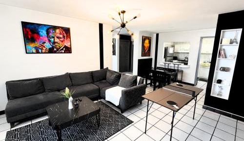 Three-Bedroom Apartment - High Floor