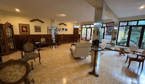 Family Room with Private Bathroom