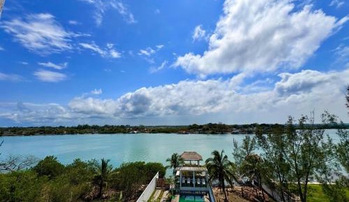 King Room with Lake View