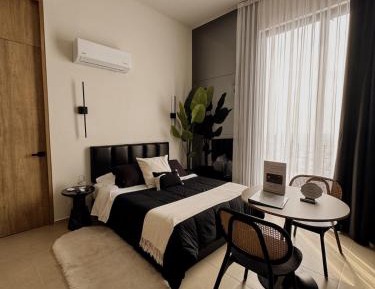 One-Bedroom Apartment with City View