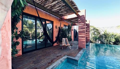 Suite with Pool View