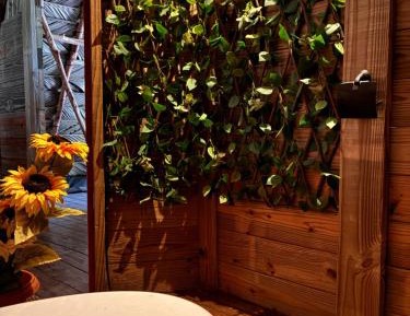 Bungalow with Garden View