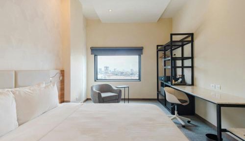 Executive King Room with City View