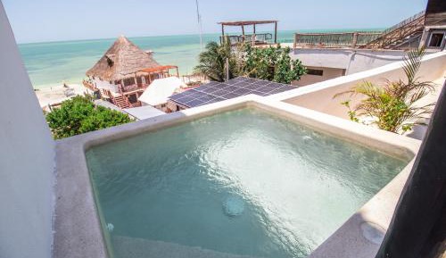 Penthouse Suite with Private Pool 