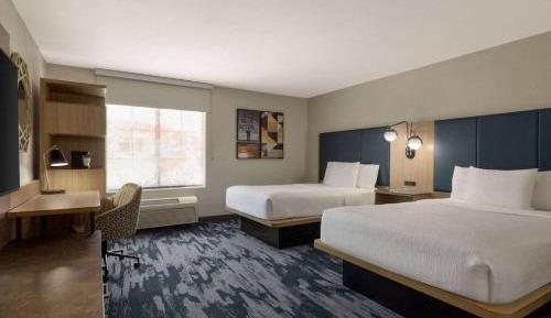 Deluxe Double Room with Two Double Beds - Non-Smoking