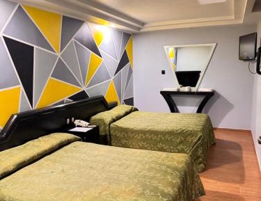 Standard Double Suite