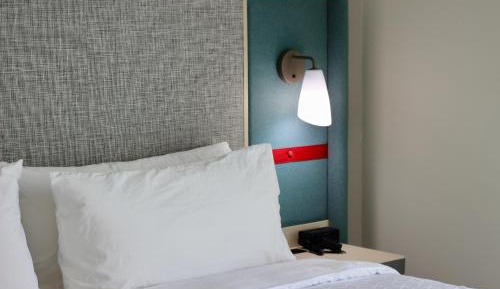 King Room - Mobility Accessible 