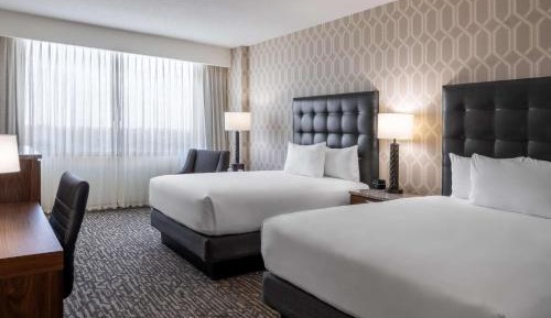 Deluxe Queen Room with Two Queen Beds