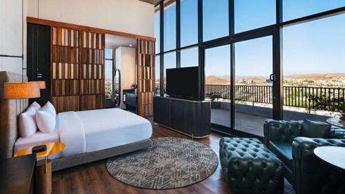 Superior King Suite with Golf View and Balcony