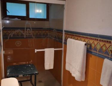 Bungalow (6 Adults)
