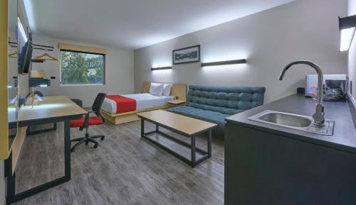 Superior Queen Room with Sofa Bed