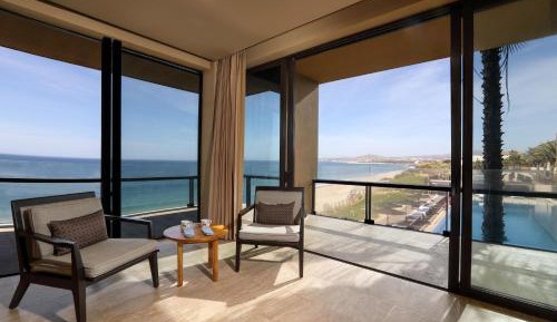 JW Umey Suite with Sofa Bed and Balcony - Oceanfront