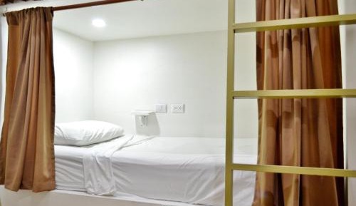 Bed in 8-Bed Mixed Dormitory Room