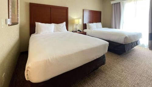Queen Suite with Two Queen Beds - Non-Smoking