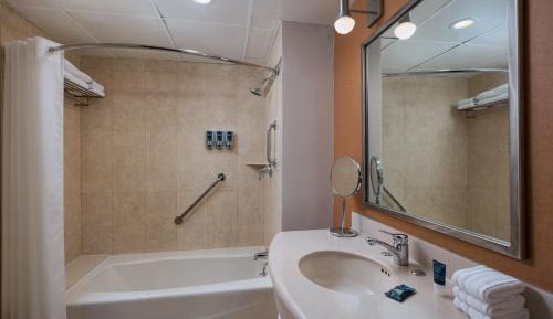 Superior Junior Suite, 1 Bedroom Suite, 1 Queen(s), Sofa bed