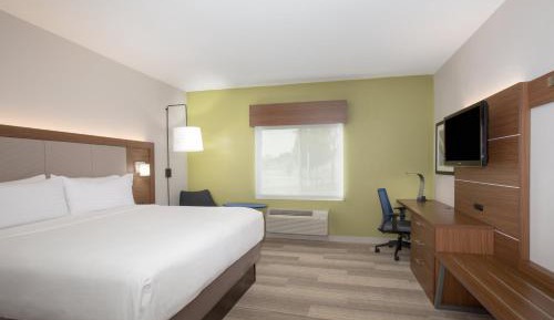 Standard King Room