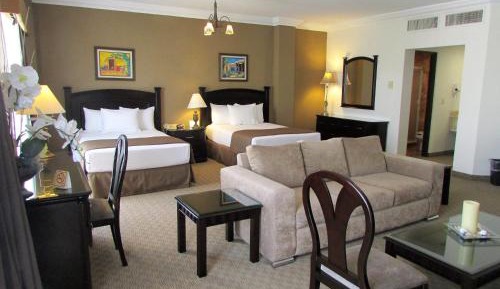 Suite with Two Double Beds - Non-Smoking
