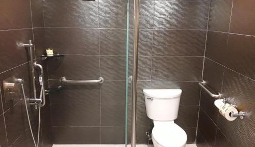 Standard King Room - Accessible