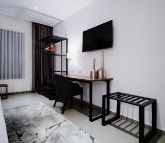 Queen Room
