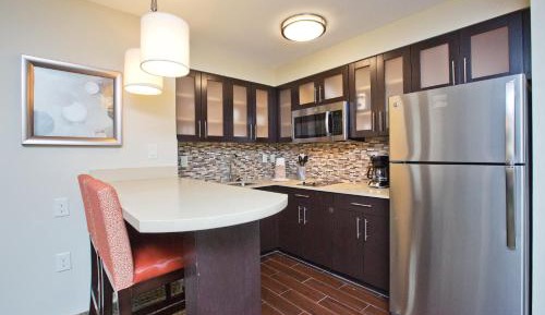 One-Bedroom King Suite