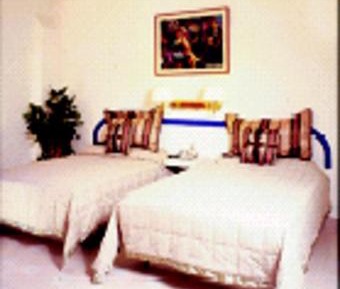 Classic Quadruple Room