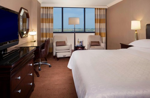 Las Colinas Hotel | Sheraton DFW Airport Hotel