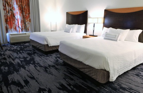 Downtown San Antonio Hotel | Fairfield Inn & Suites by Marriott San Antonio Downtown/Alamo Plaza