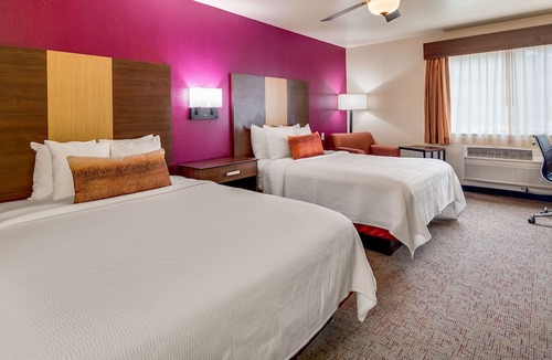 Atlanta Hotel | Best Western Pineywoods Inn