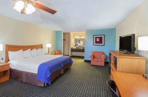 Natchitoches Hotel | Days Inn by Wyndham Natchitoches