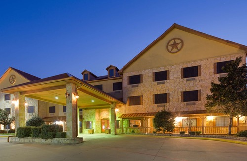 Glen Rose Hotel | Best Western Dinosaur Valley Inn & Suites