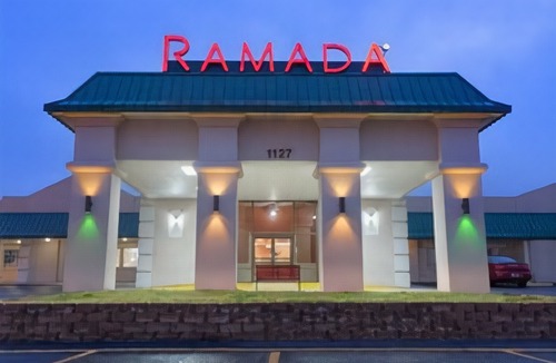 Mountain Home Hotel | Ramada by Wyndham Mountain Home