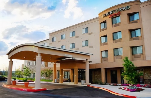 Far North Central Hotel | Courtyard by Marriott San Antonio North Stone Oak at Legacy
