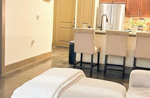 The Galleria Apartment | Cozy 1-bedroom apartment in lovely Galleria Area in Houston TX