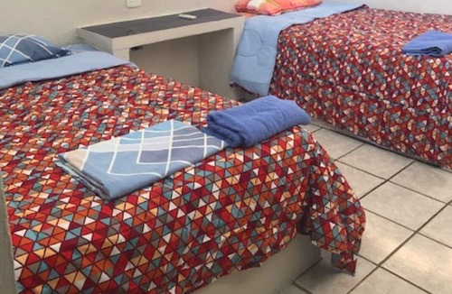 Colonia El Progreso House | Casa frente a la playa a pocos metros del pueblo de Monterrico con privacidad.