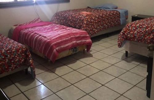 Colonia El Progreso House | Casa frente a la playa a pocos metros del pueblo de Monterrico con privacidad.