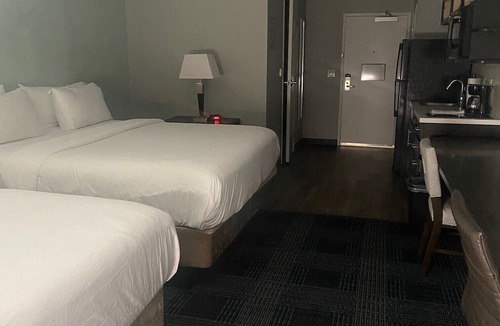 Ontario Hotel | Extended Studio Hotel Ontario