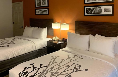 Deer Valley Hotel | Sleep Inn Phoenix North I-17