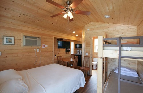 Willis Cabin | Lake Conroe RV & Camping Resort