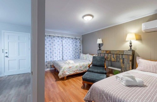 Redwood City Cottage | Marbella Lane - 3BR House Dtwn RWC Parking