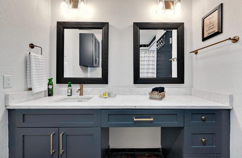 Brazos Condo | The Timeout at 203