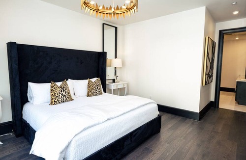 Central Business District Hotel | Luxury Downtown Retreat: Bold & Stylish Escape in the Heart of New Orleans