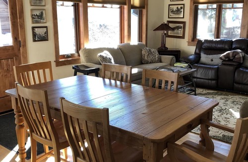 Tahoe Vista House | Lake Front House at Lake Tahoe North Shore close to many amenities!