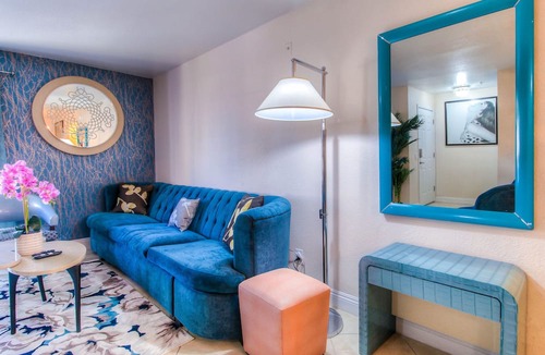Las Vegas Apartment | Modern condo overlooking the Strip 3